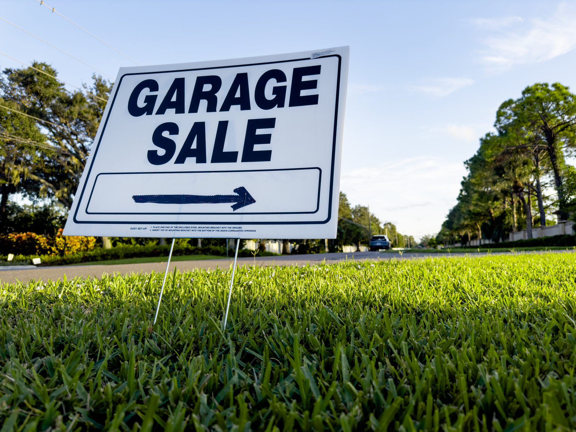 Photo of Garage Sale Sign